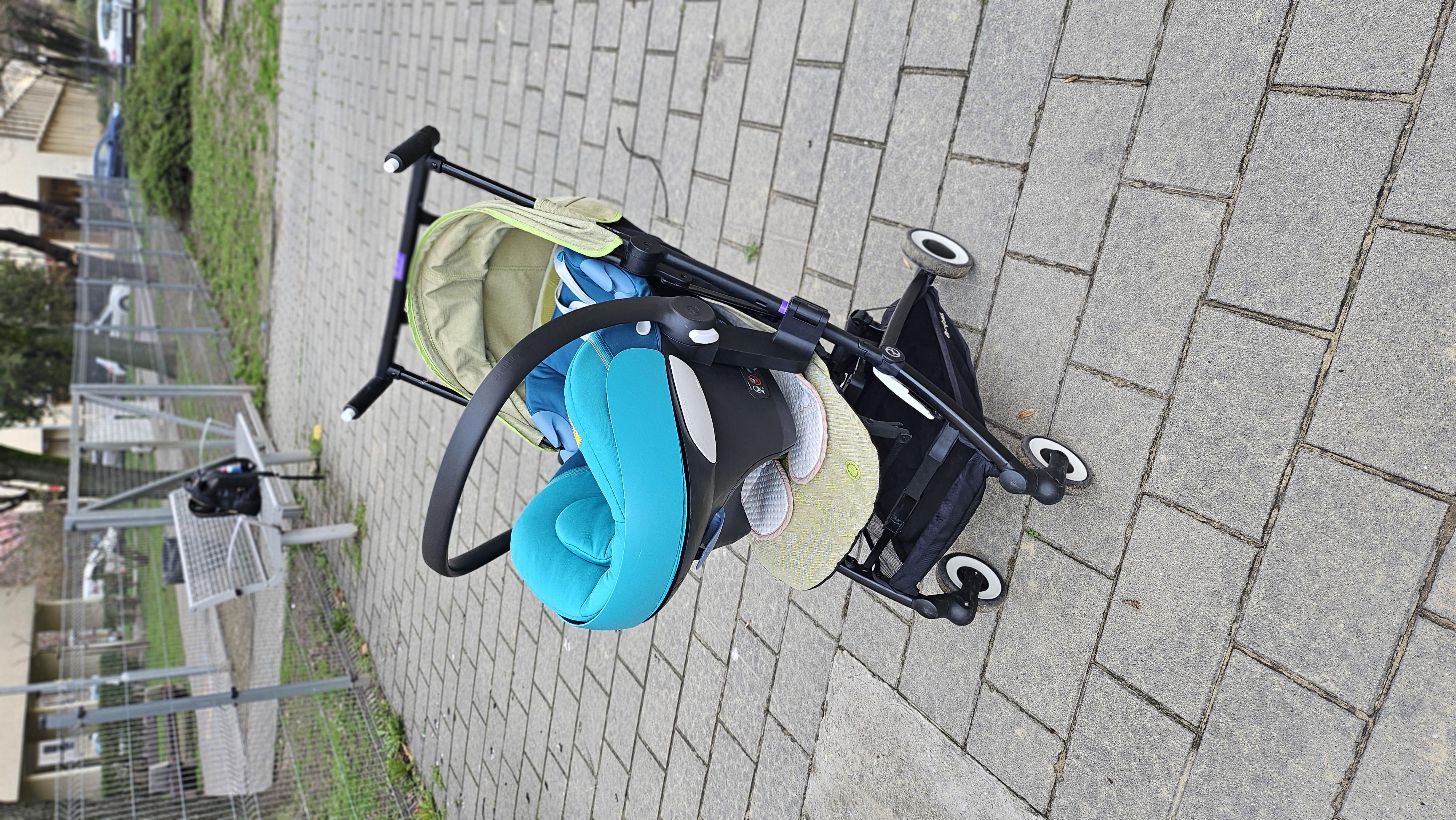 CYBEX Autósülés Aton B2 i-Size